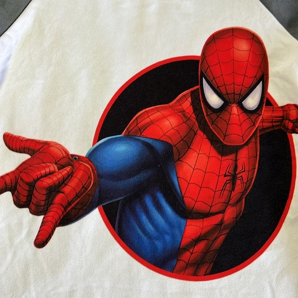 Spider-Man long sleeve rash guard size 4-5yr - Picture 2 of 3